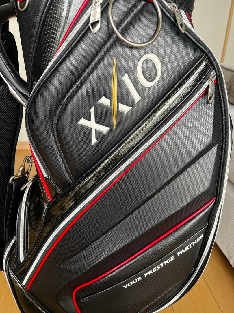 専用　XXIO ゼクシオ キャディバッグ スポーツモデル　レザー調 黒　9.5型