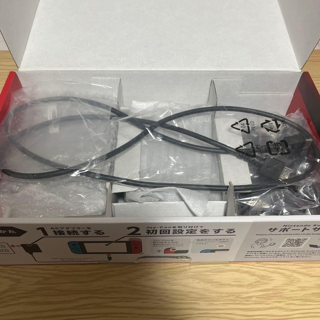 Nintendo Switch ネオンレッド/ネオンブルー 本体とおまけ