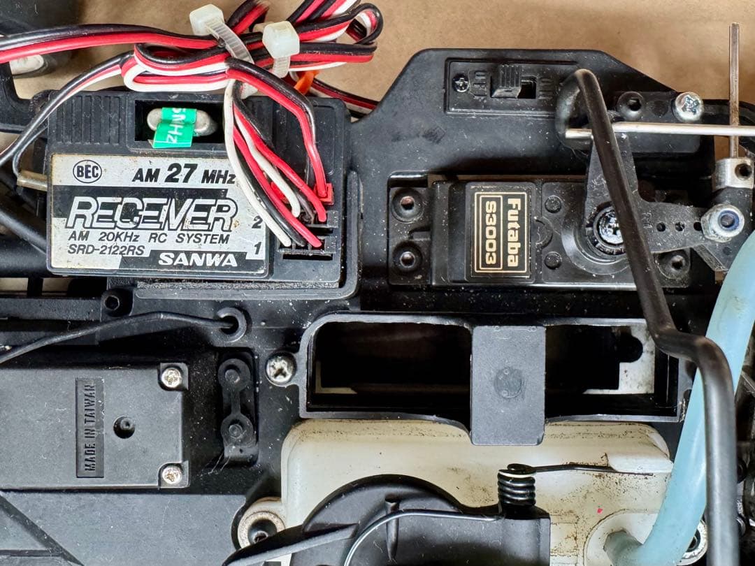 u*f様 ヨコモ GT-4W RX-7(FD3S)ボディ 不動品 メカ付 ジャン