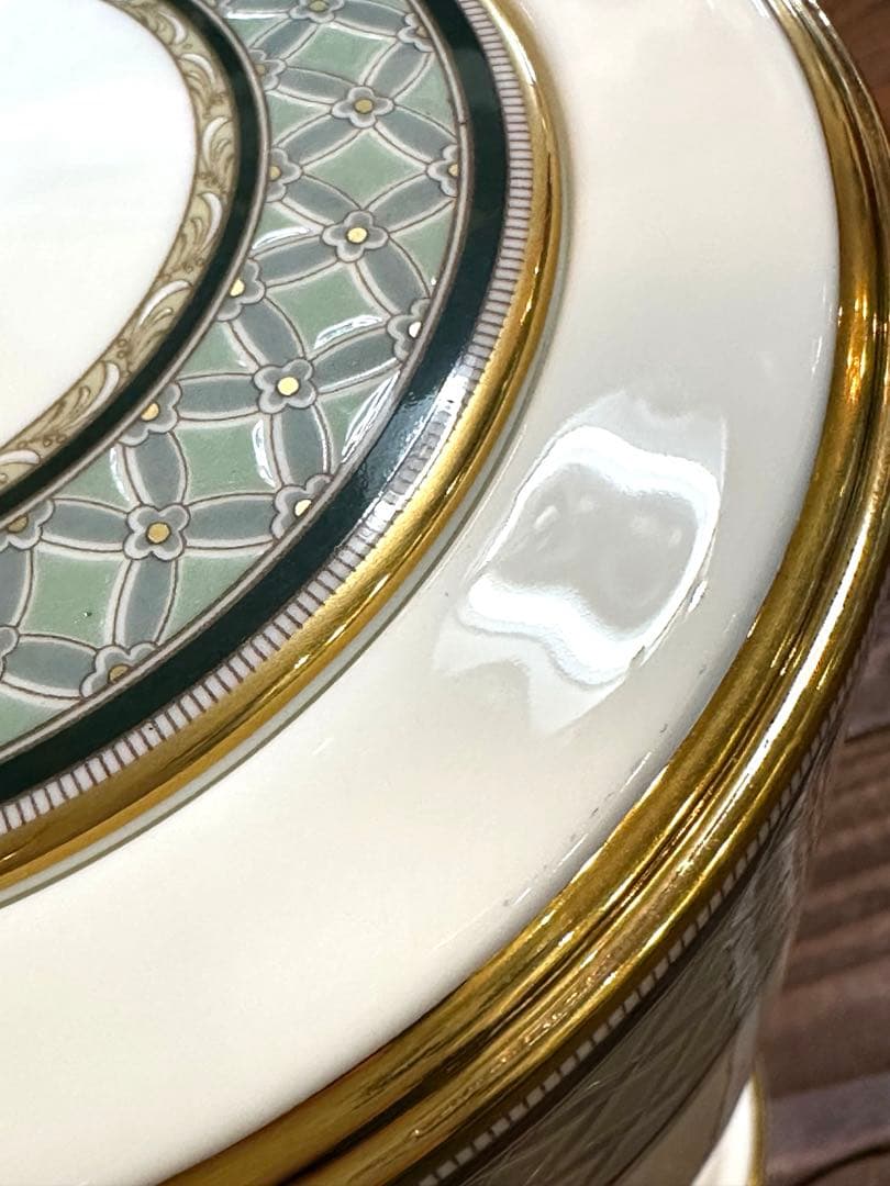 ノリタケ　ロイヤルエンブレム　大きなポット