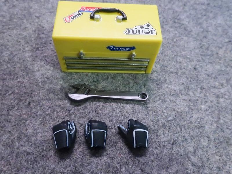 SF メカニックガール フィギュア 工具付 ホットパンツ 美脚 美尻 美胸