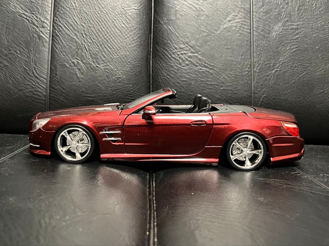 メルセデスベンツ　SLクラス　1/18