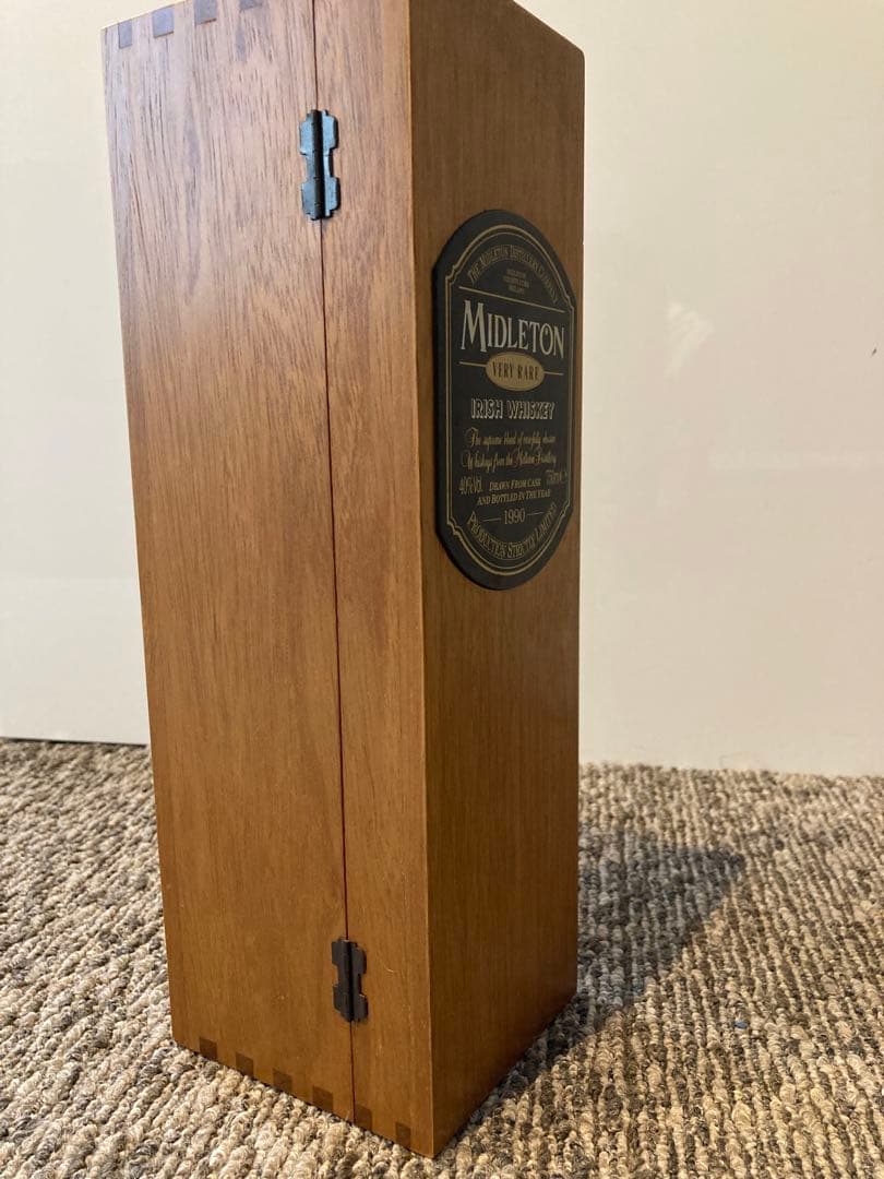 MIDLETON VERY RARE 1990 木製ケース（瓶はありません）