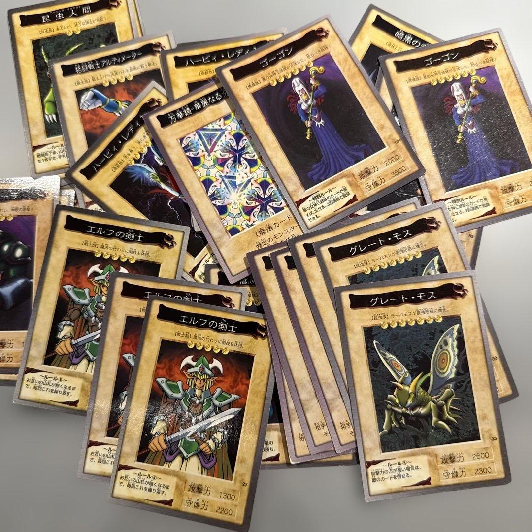 遊戯王　バンダイ版　青眼の白龍　カードダス　当時物　デッキケース付き