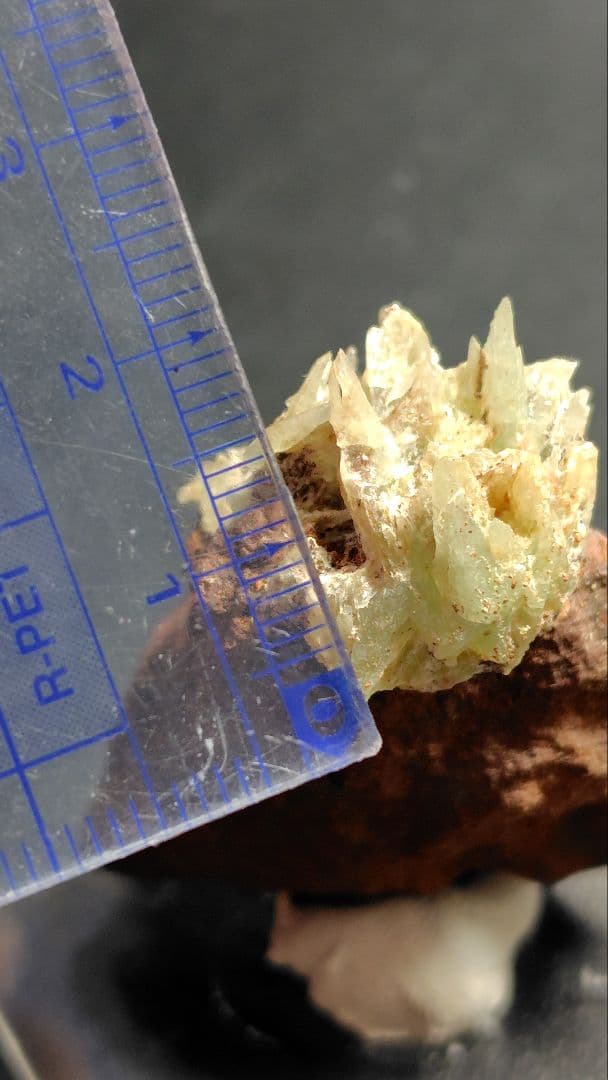 フォスフォフィライト　ボリビア産　1176