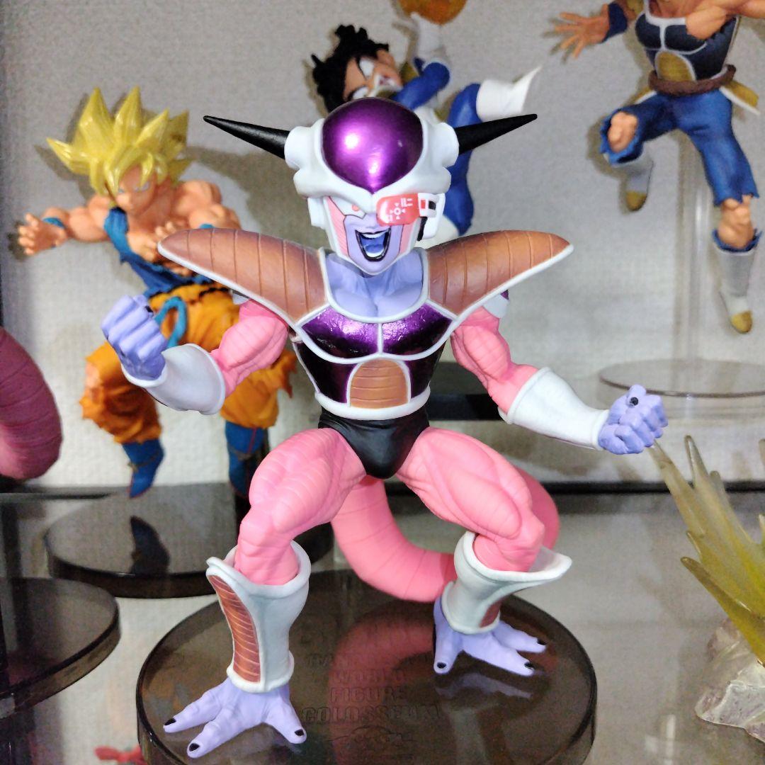 ドラゴンボールフィギュア　一番くじキュイ、組立式DX・BWFCフリーザまとめ売り