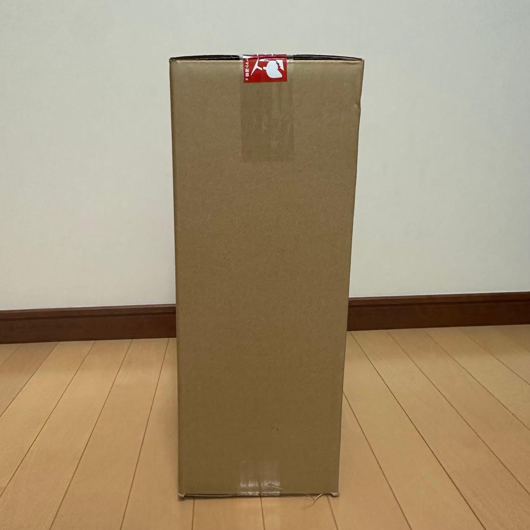 アイアンマン 1/6スケールフィギュア　アイアンマン・マーク3（ゴールドカラー）