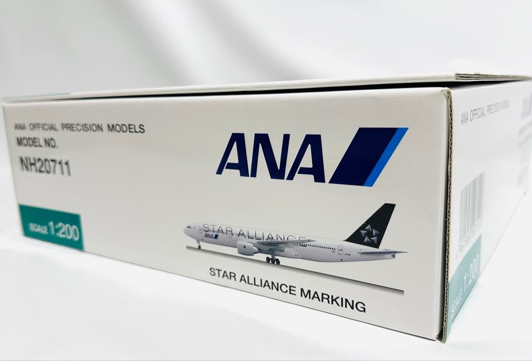 全日空商事 1/200 ANA B777-200 STAR ALLIANCE