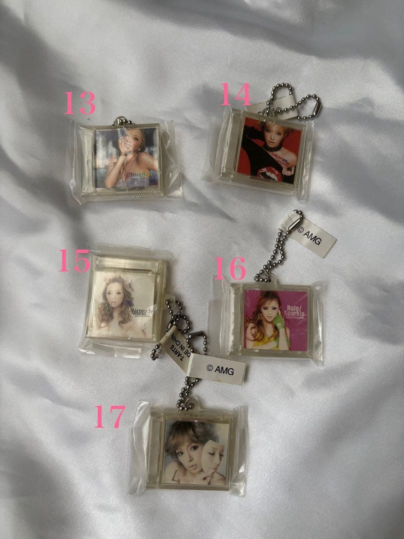 【Kazuto85さま専用】浜崎あゆみ CD ミニチュア キーホルダー ガチャ