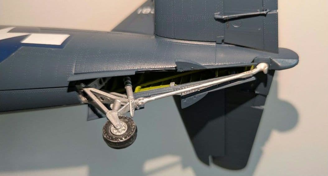 コルセアF4U-1D(プラモデル完成品1/32)