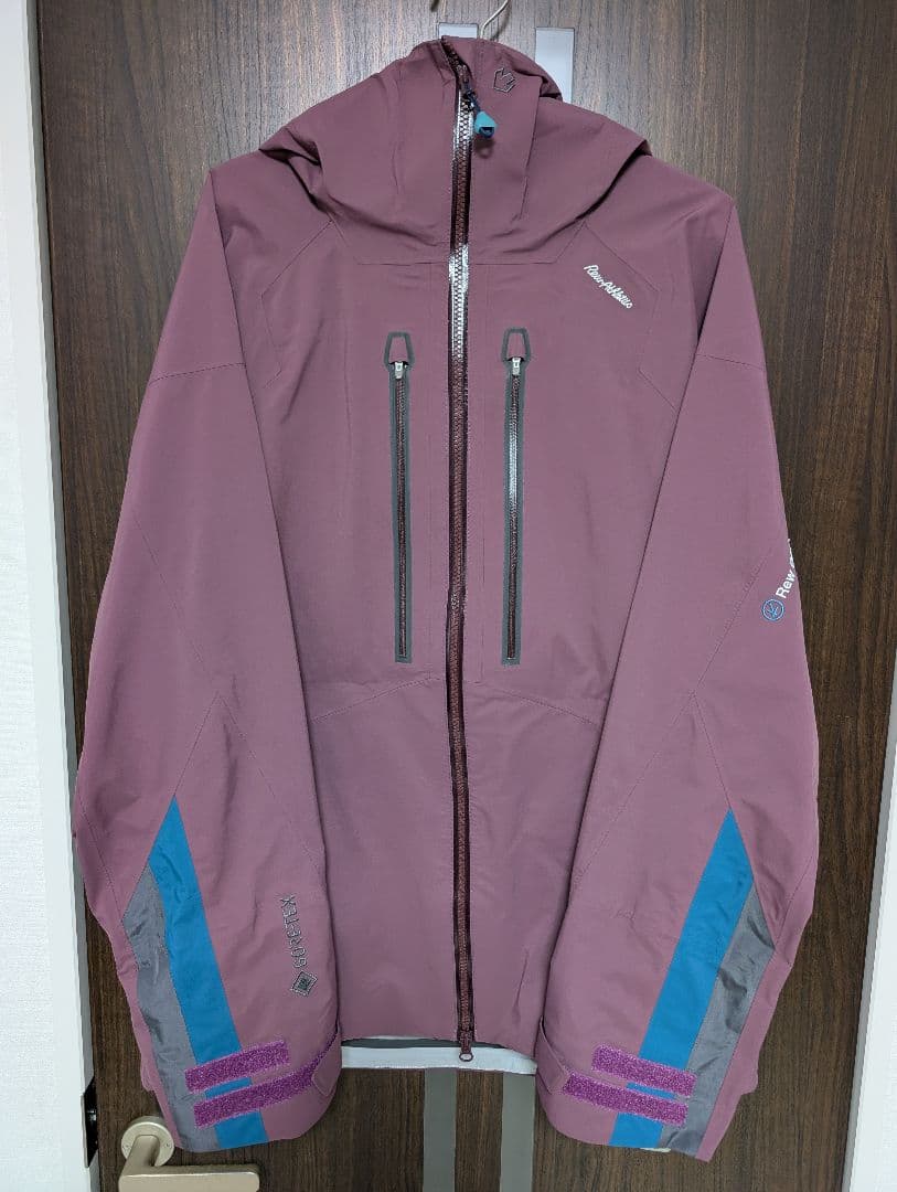 REW 22-23 REALITY リアリティー 上下セット 週末限定セール！