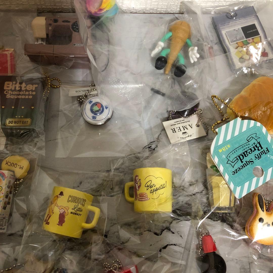 ノンジャンル　ミニチュア　食品　ガチャ　大量　　　冷蔵庫付き