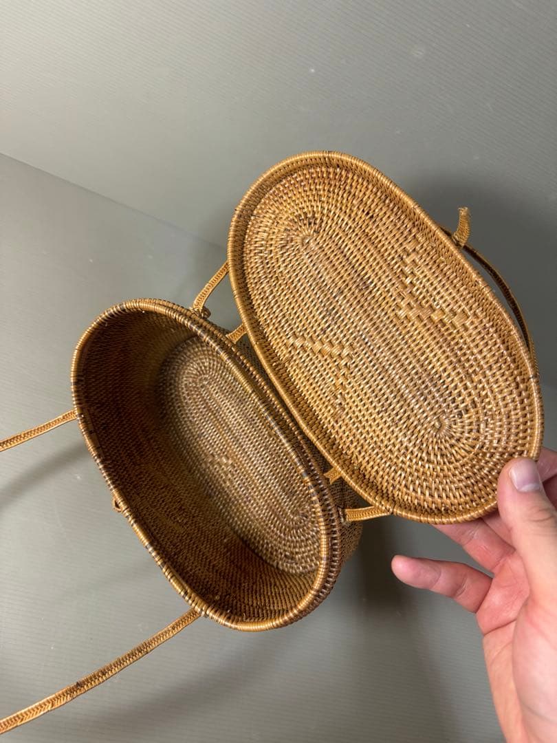 2364  アタバッグ　カゴバッグ　かごバッグ　バリ島　楕円形　未使用