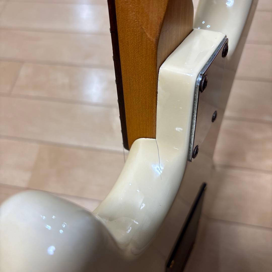 エレキギター　ストラトタイプ