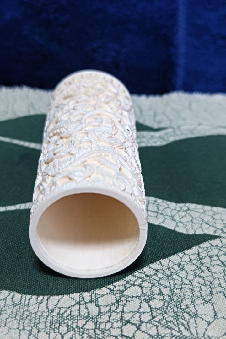 象牙風オブジェ　　置物