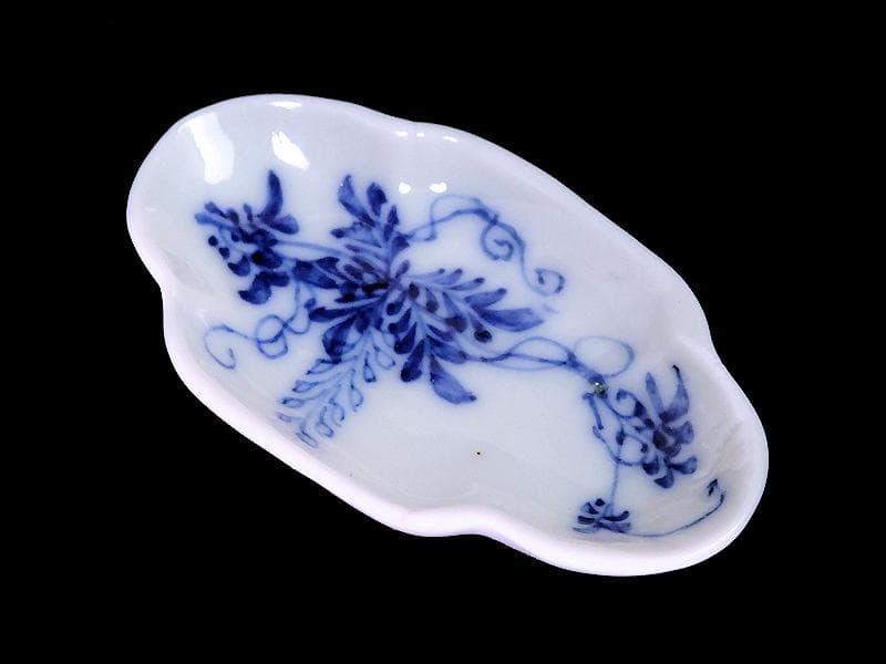 伊万里　瀬戸　染付　藤の図　木瓜型変形皿　豆皿　E685AS-fbqd