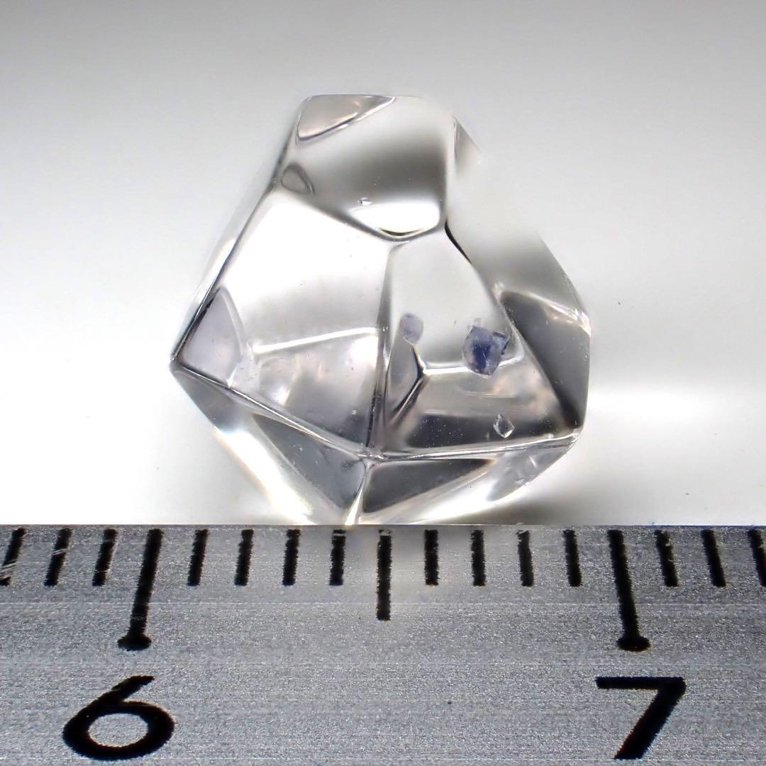 【マダガスカル/ミアンドリバゾ産】フローライトインクォーツ