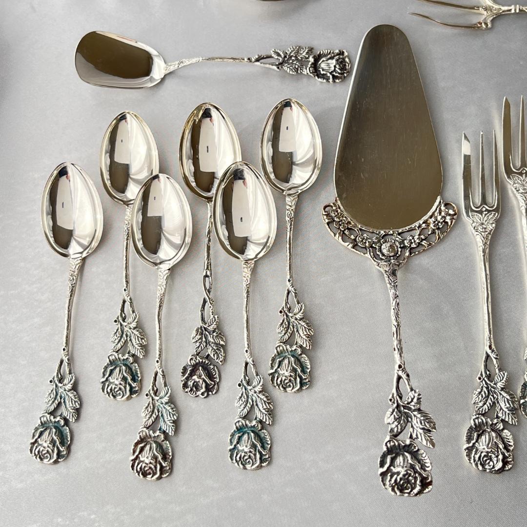 【ドイツ】 ヒルデスハイムローズのデザートセット 16本ケース 薔薇モチーフ