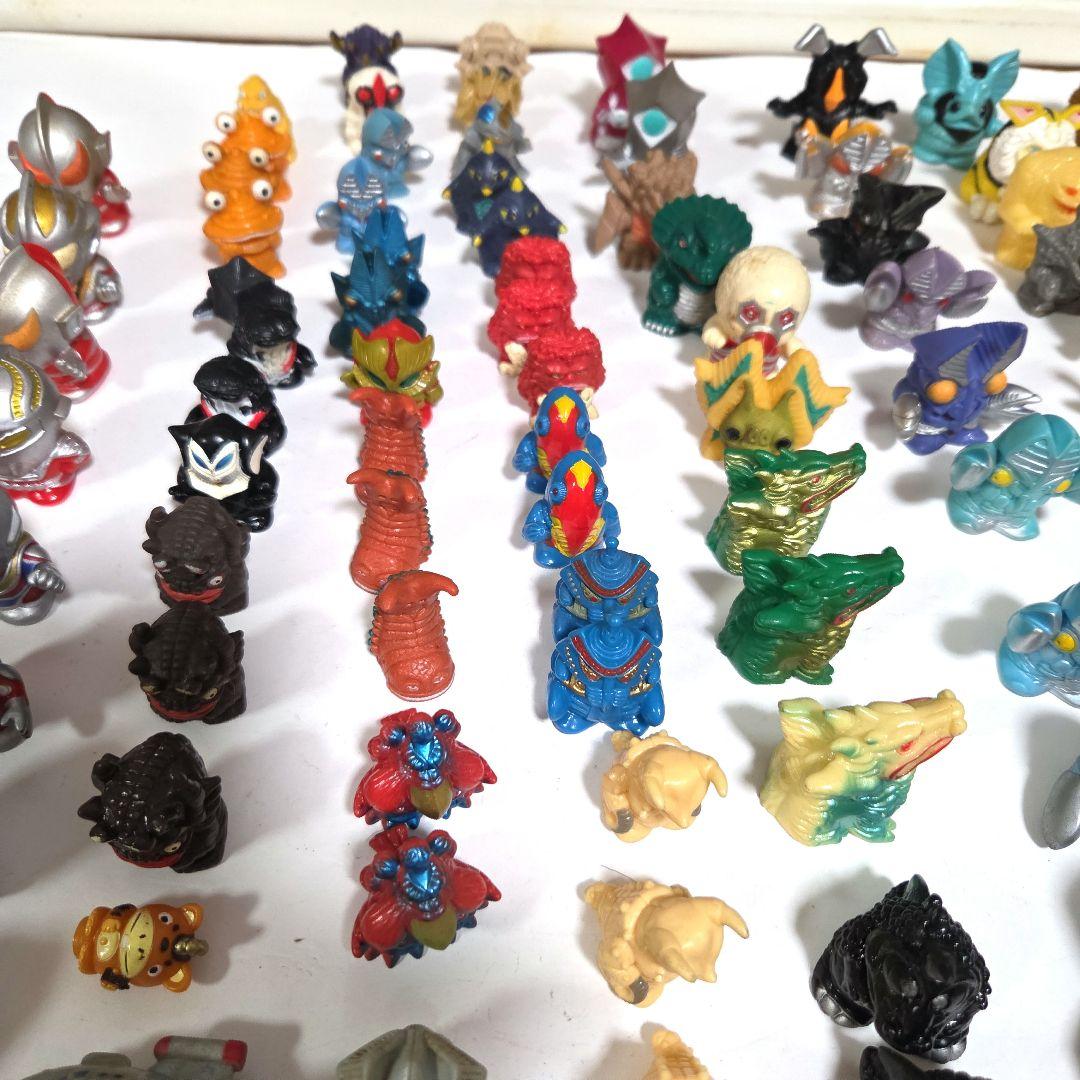 d*3様 ウルトラマン 　 怪獣フェギュア　ソフビ　指人形　大小309体　まとめ