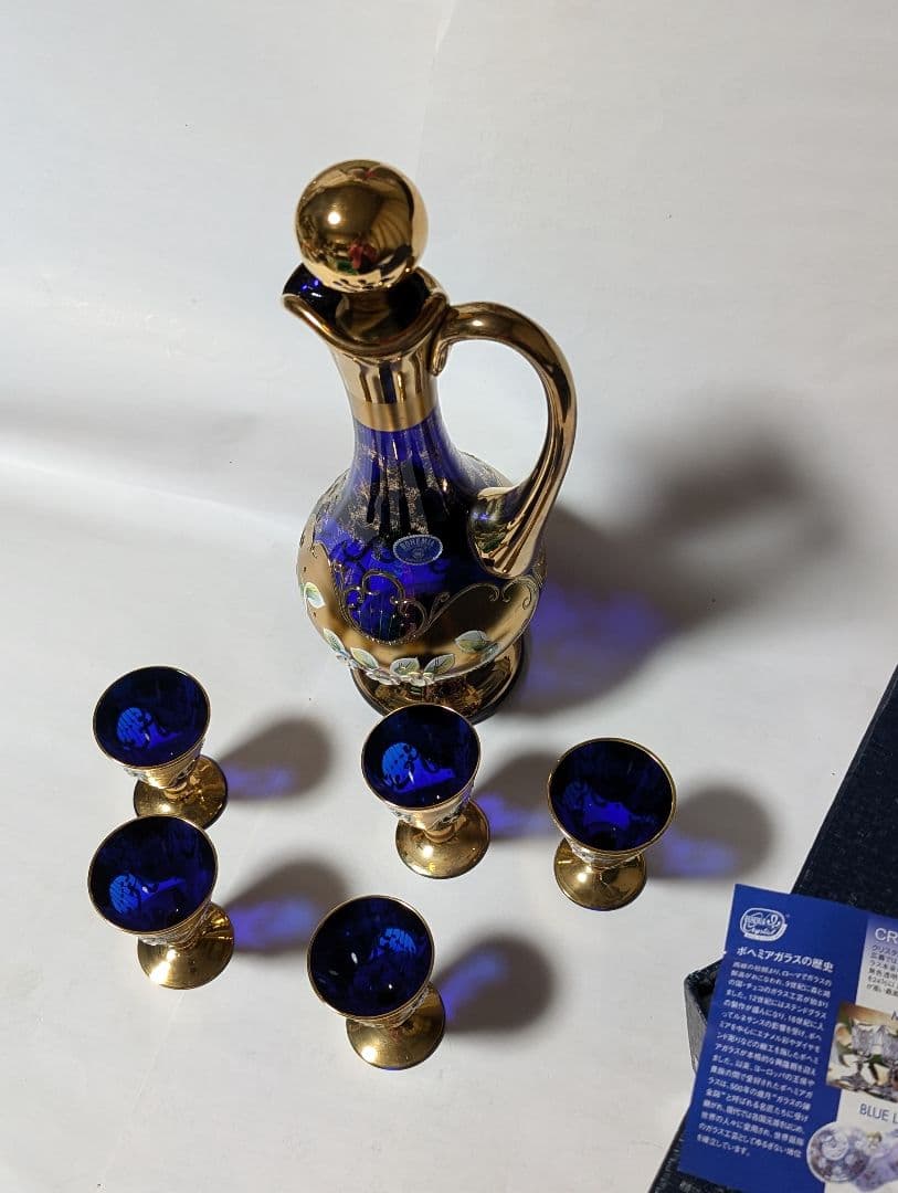 （押し上）BOHEMIA GLASS LASKA デキャンタとショットグラス