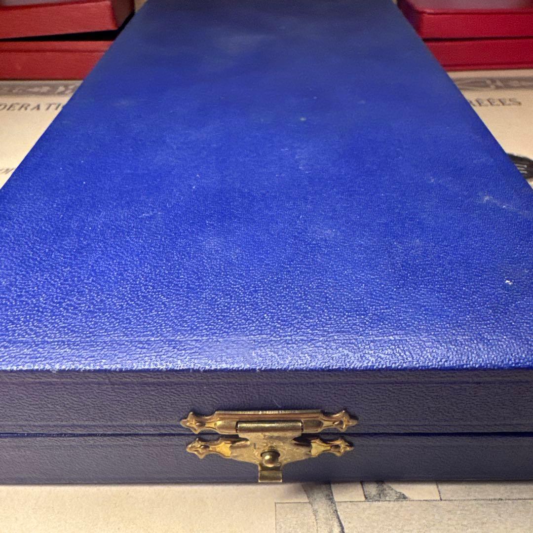 ハイチ共和国 国家栄誉功労勲章 大将校級 ケース付 / 銀製刻印 勲章 徽章