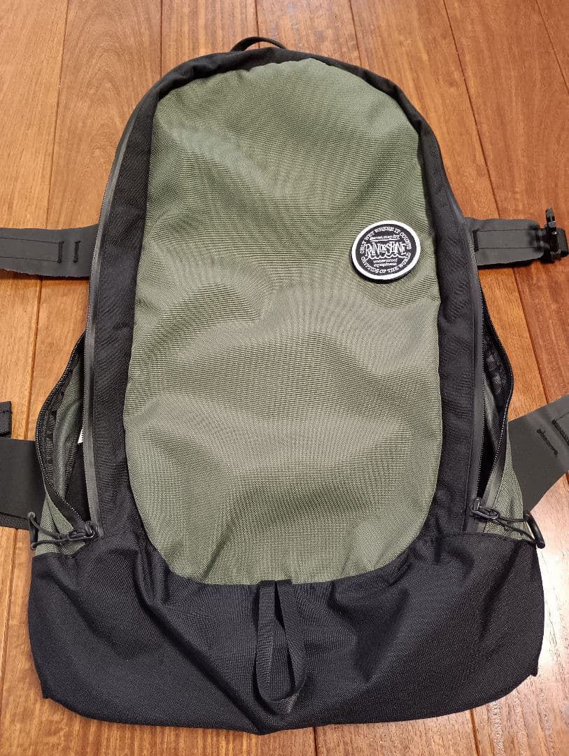 美品 RAIN or SHINE レインオアシャイン　バックパック13L