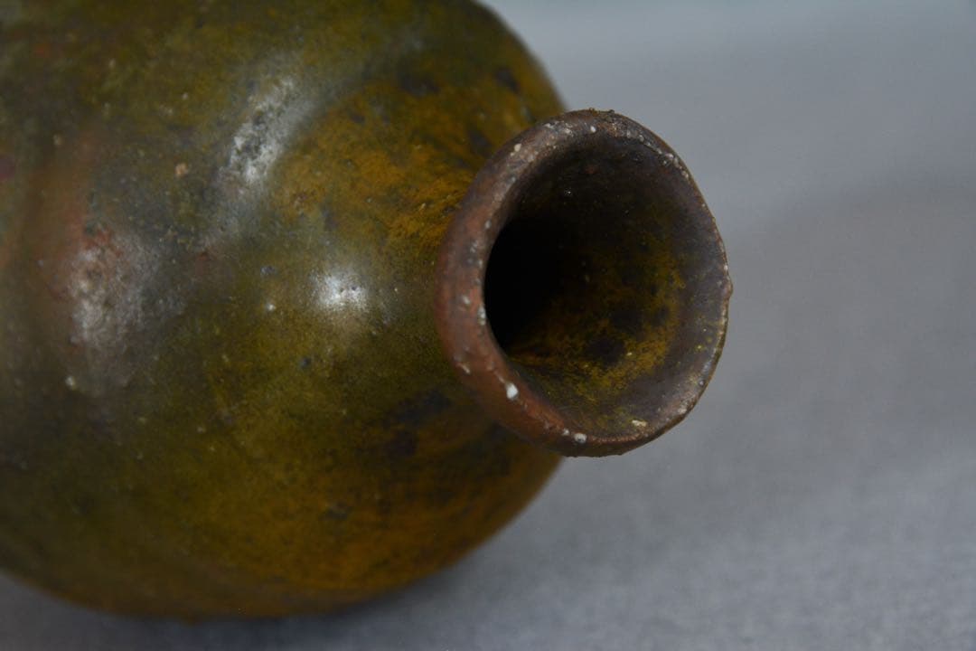 コマイヌ様●【川上清美】黒唐津 徳利