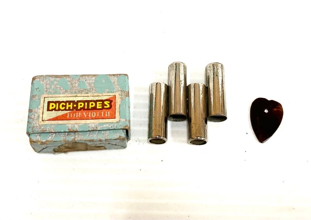 ◆SUZUKI スズキ◆マンドリン 201 ハードケース／ピッチパイプ／ピック付