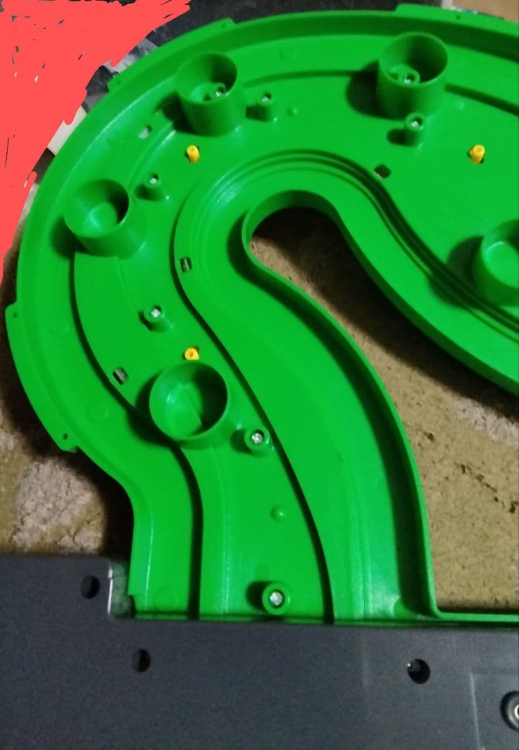 #テーマ　TOMYおもちゃのフルマラソン中古動作確認動く草3個無い箱スレ傷あり