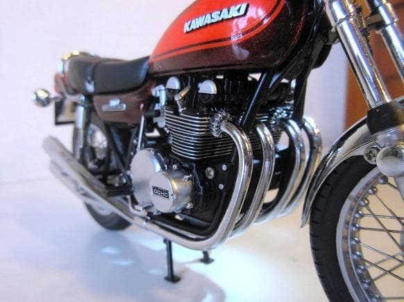 特価 MINICHAMPS (1/12) カワサキ Z1 900