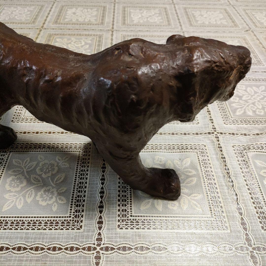 ブロンズ製『虎』作家刻印入