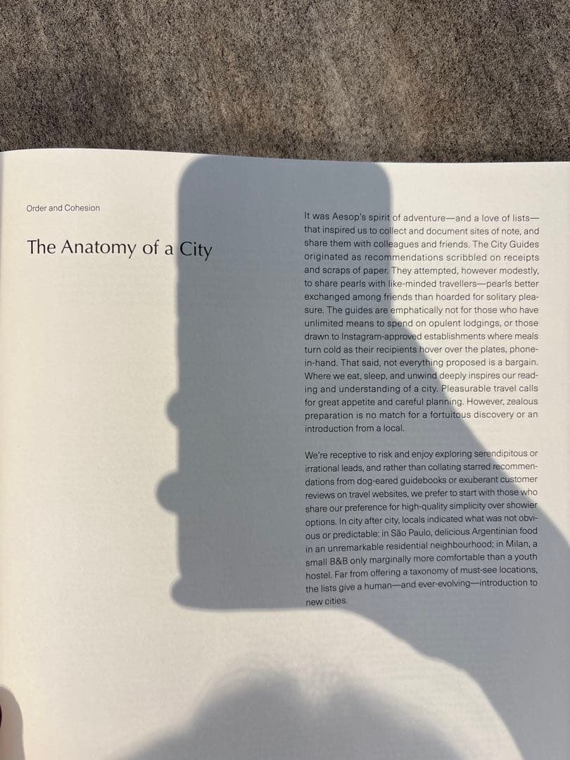 Aesop ハードカバー　洋書　本