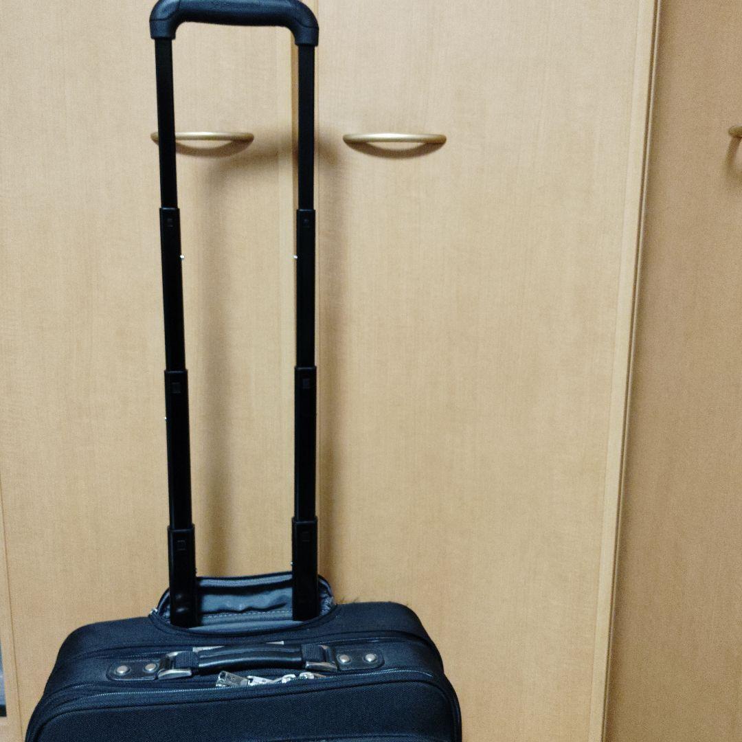 samsonite スーツケース　機内持込み可