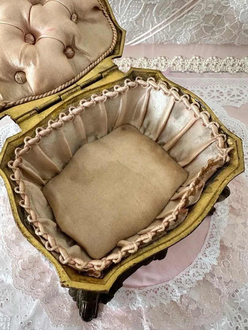 アンティーク　ブロンズジュエリーBOX