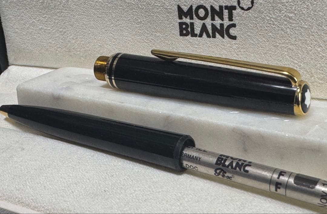 【極美品】モンブラン絶版モデル「CLASSIC」ボールペン　ブラック