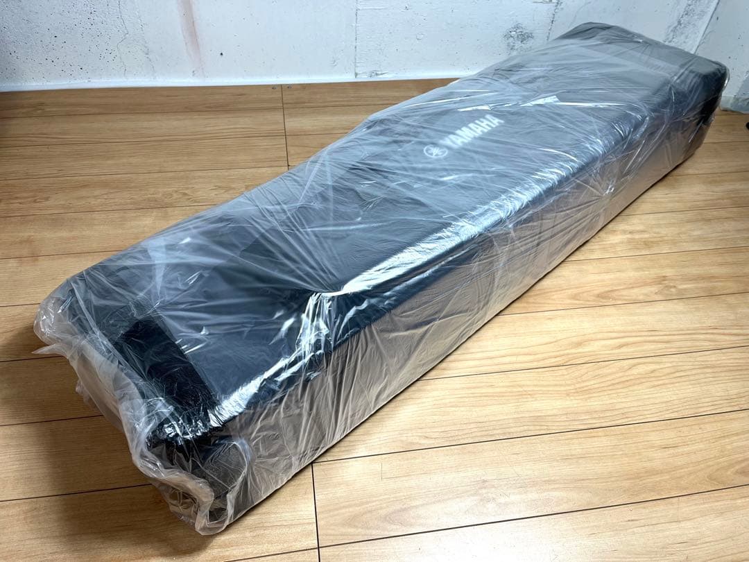 ヤマハ デジタルピアノ P-121B / 73鍵盤 / ブラック / 美品