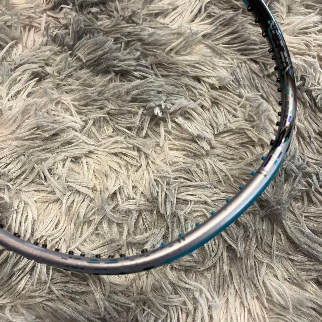 【美品】アストロクス88D PRO バドミントンラケット 4UG5