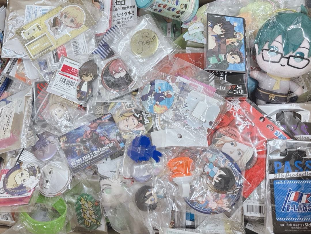 アニメグッズ ノンジャンル 缶バッジ アクリルスタンド 大量 まとめ売り