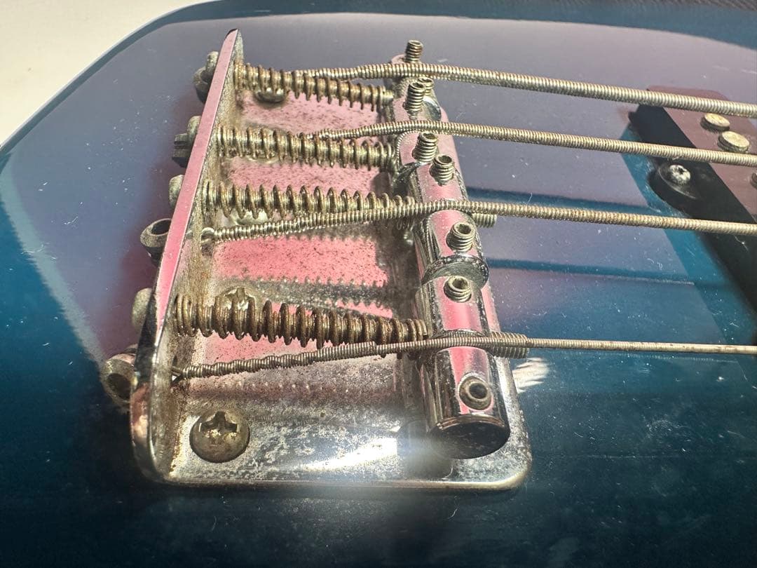 希少　ブライアンBacchus Brian エレキベース 青