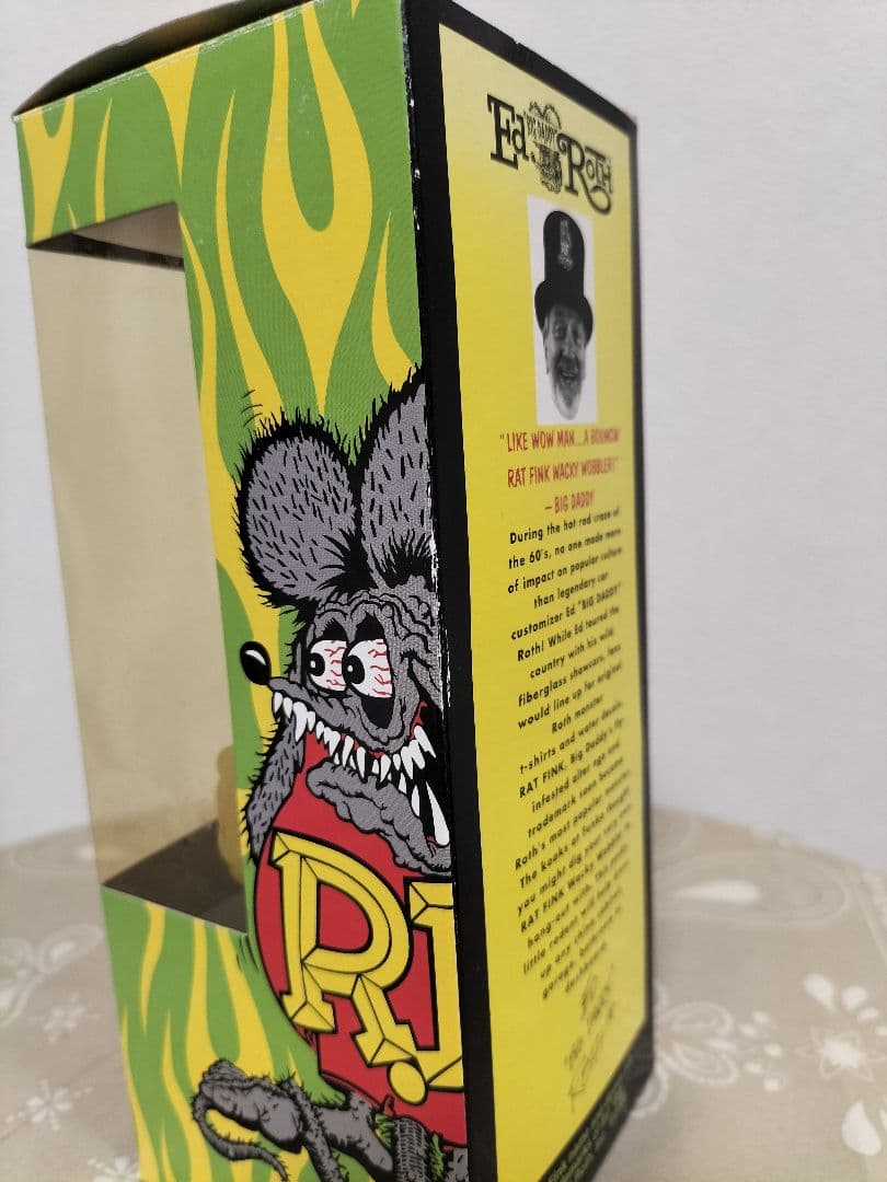 フィギュア4体セット　ホーマー・ラットフィンク・KFC・TIKI