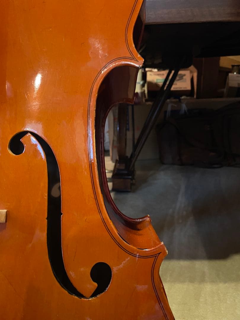 チェロ　4/4 弓　セミハードケース付き