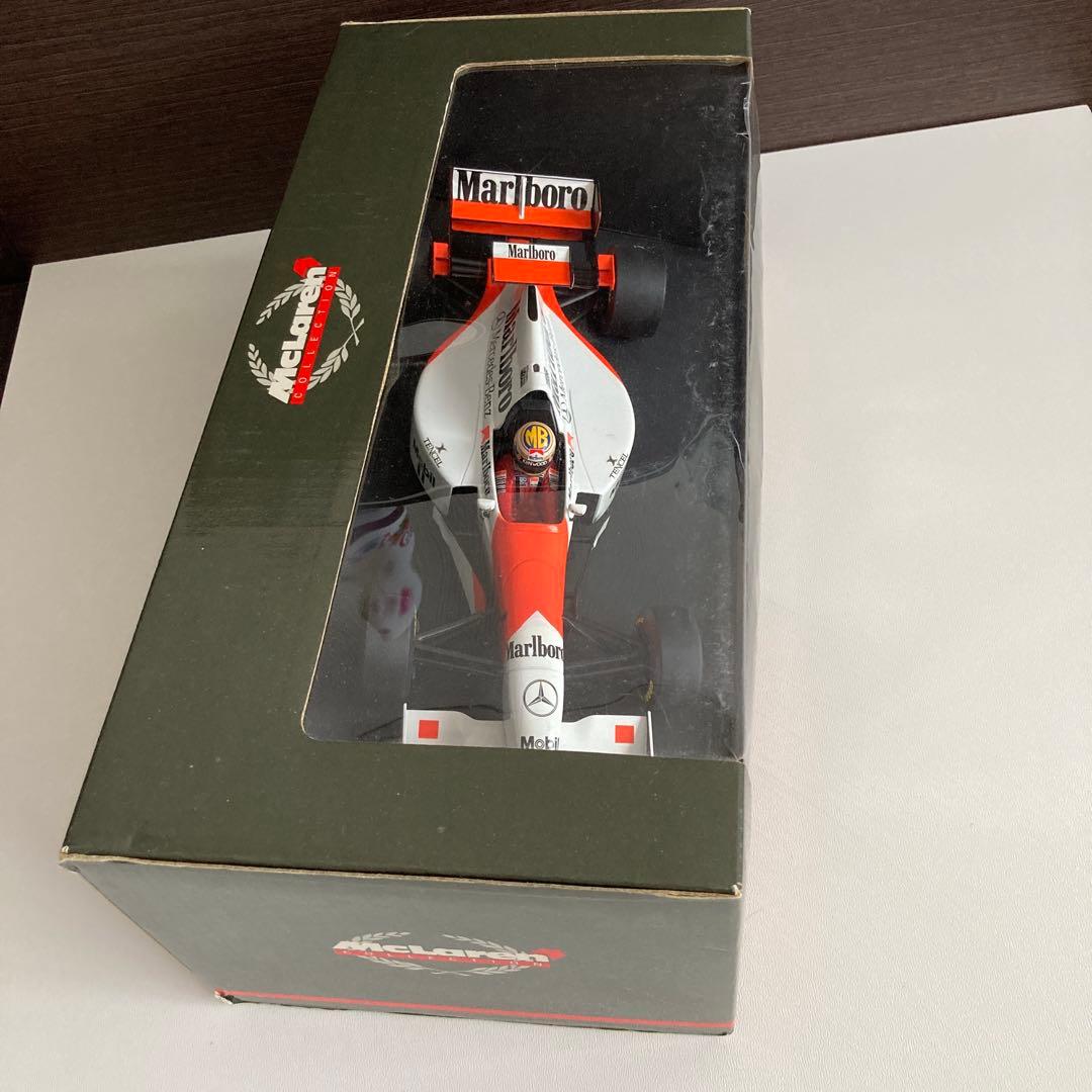 ミニカー Marlboro McLaren Mercedes MP4/10 1/18