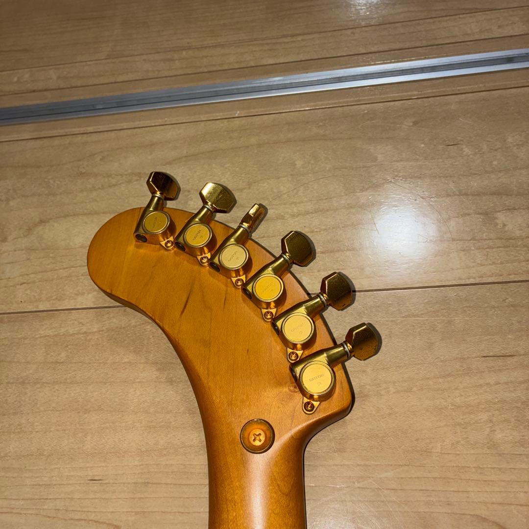 FDRNANDES ZO-3 アンプ内蔵　スピーカー内蔵　エレキギター　レッド