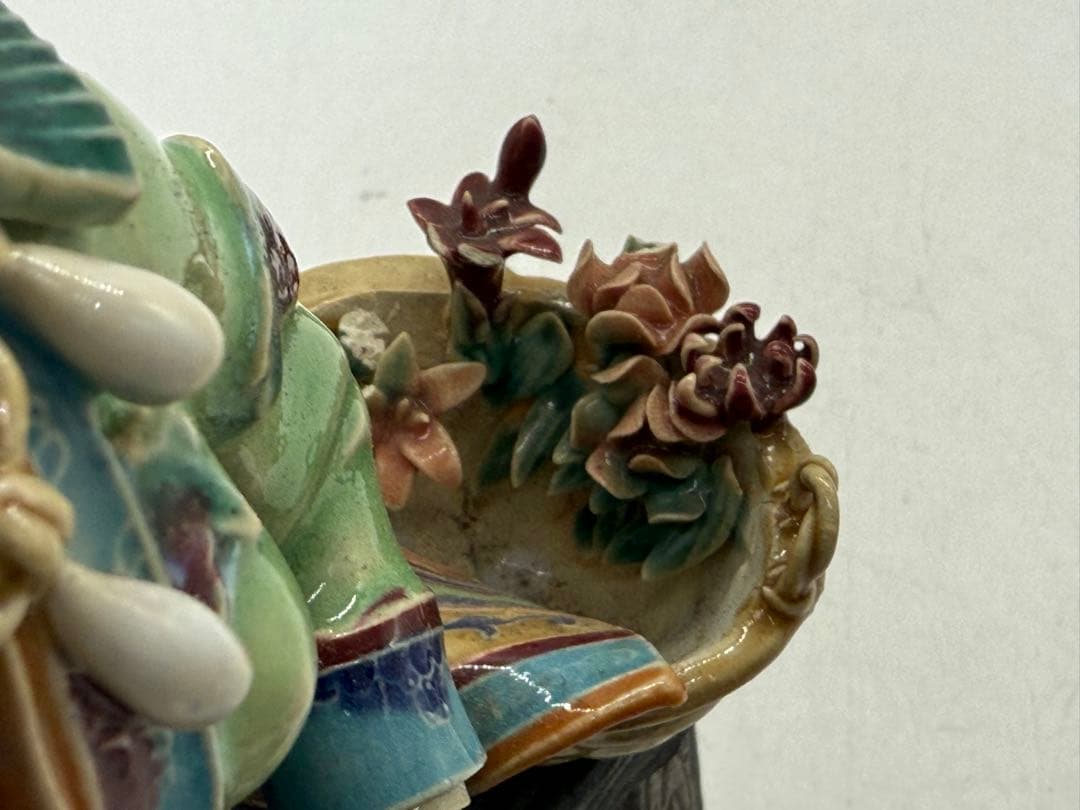 中国　林乃河作　苗家錦綉　陶器　石湾窯人物　送料込み251114