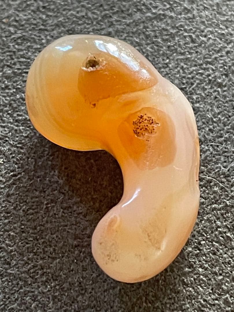 古墳時代 瑪瑙勾玉 古代装身具 出土品