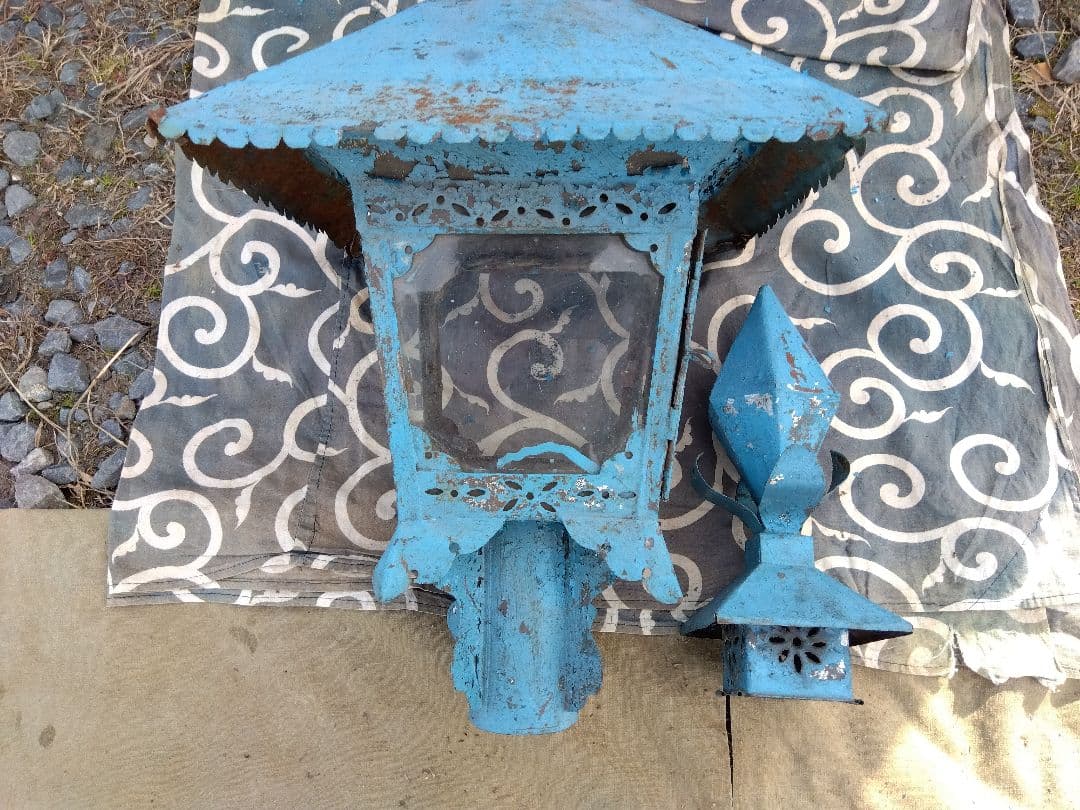 ♪昔のブリキ製の燈籠