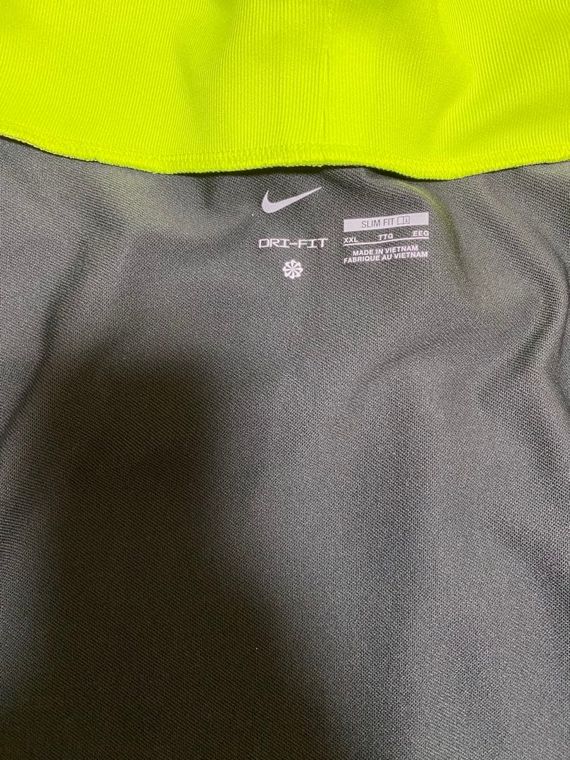 モ*ー様 Nike Therma-Fit ハーフジップドリルトップ ストライクK