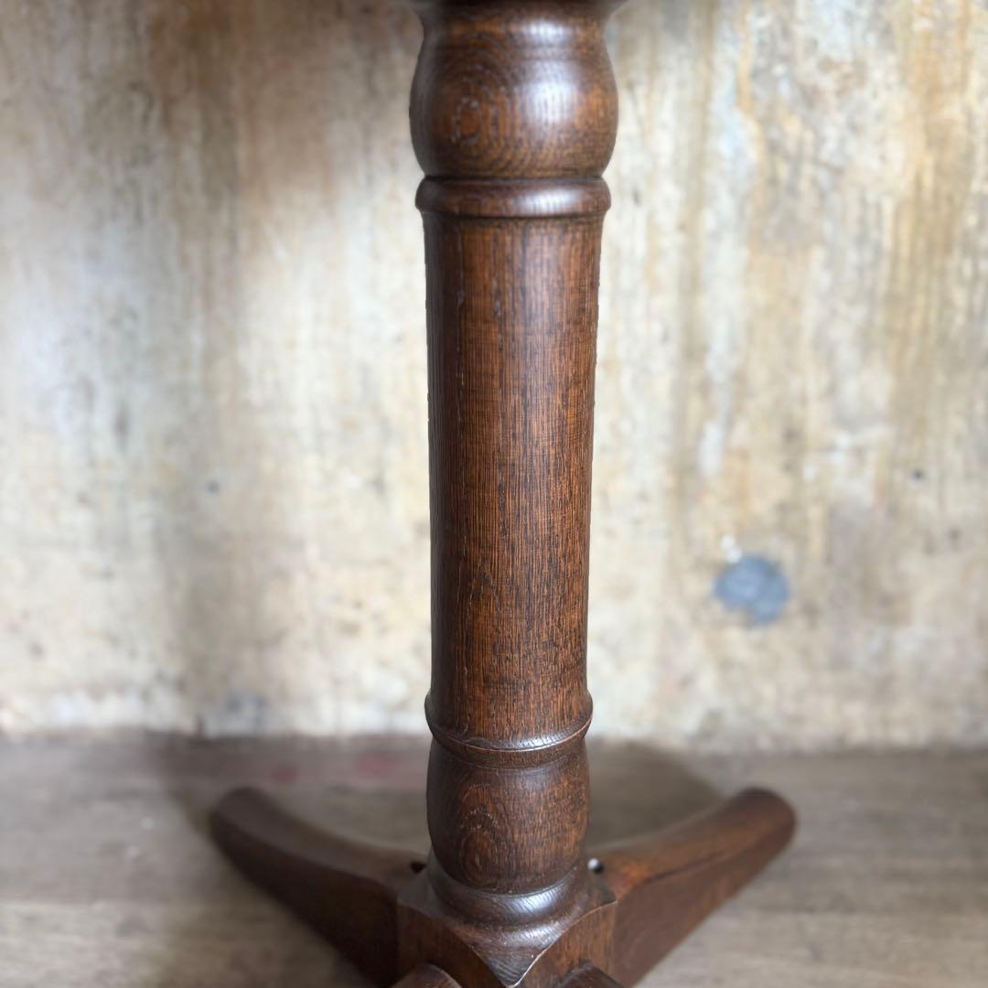 オーク材　ラウンドコーヒーテーブル