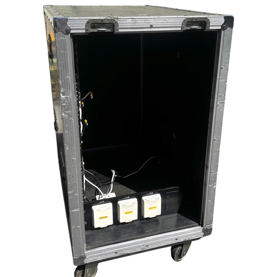 PULSE 18U ラックケース ②