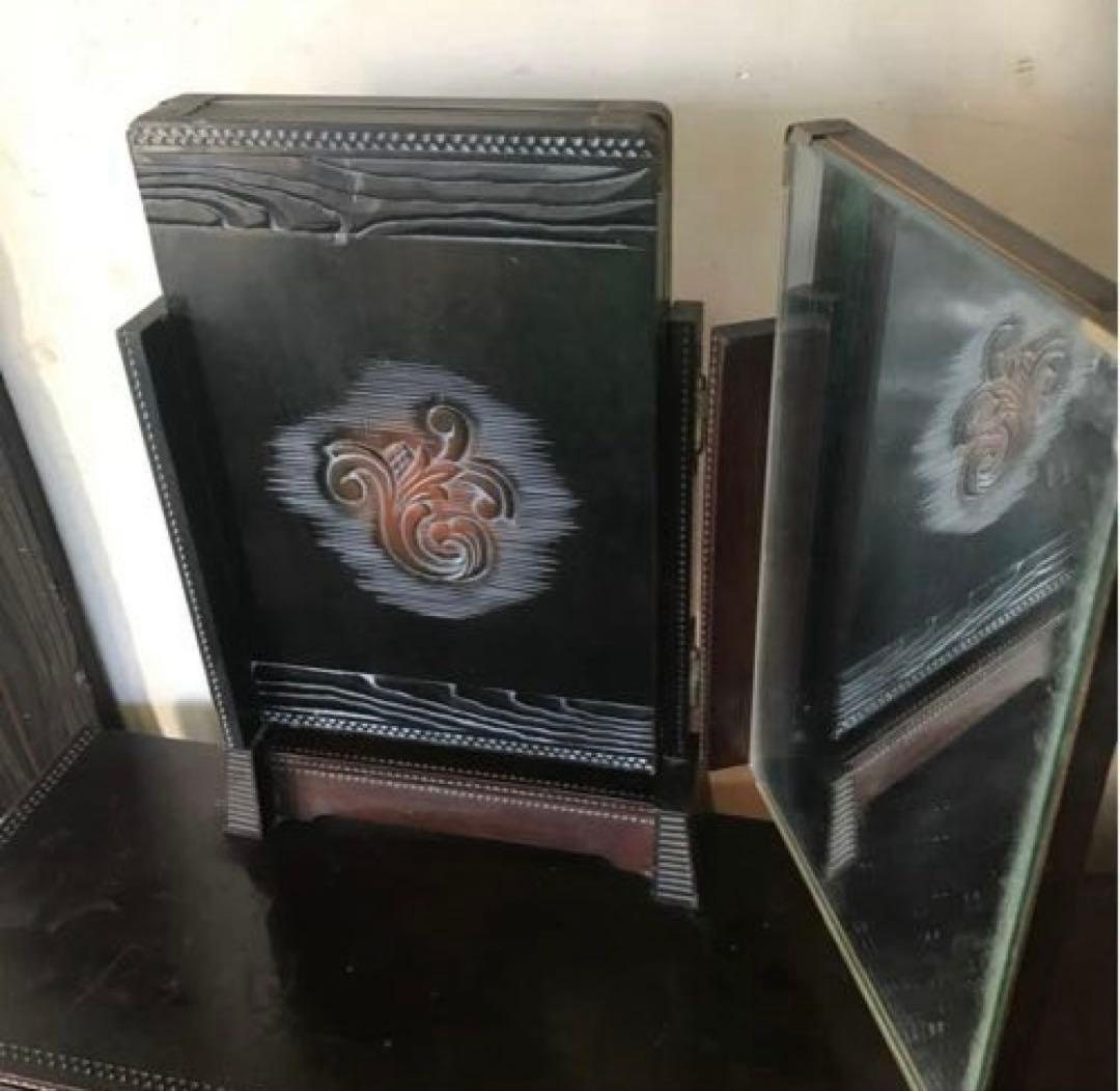 ビンテージ　木製　三面鏡　鏡台　木彫りの装飾が丁寧で雰囲気あります